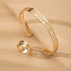 Matching Bracelet and Ring Set
